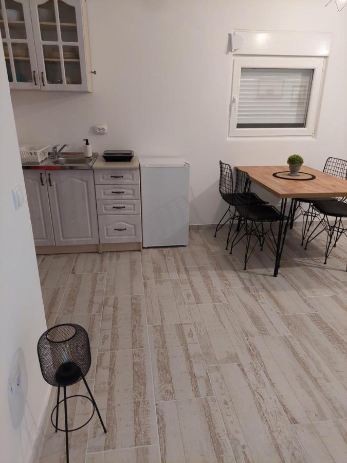 Apartmani.Sutomore Kültér fotó