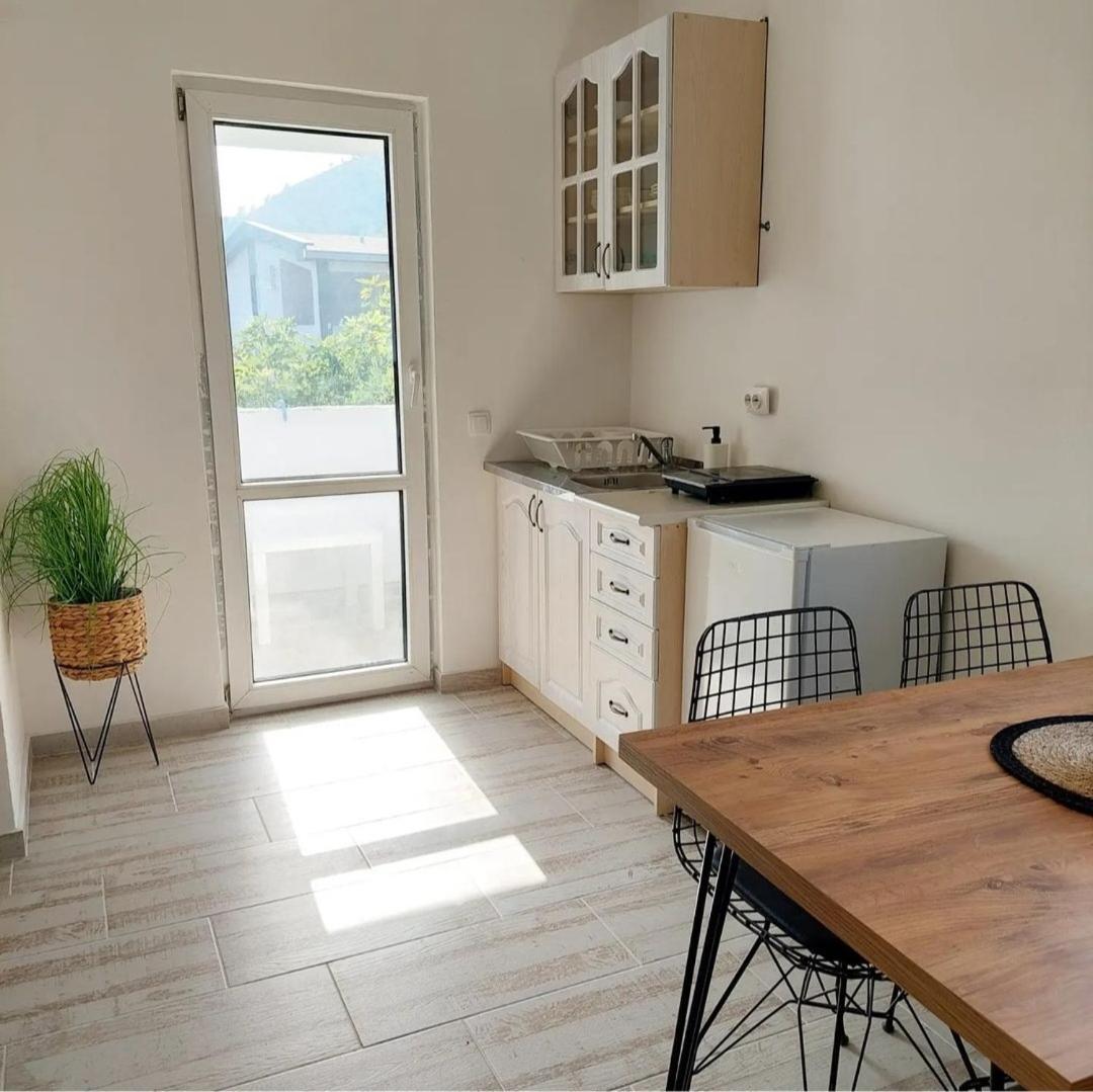 Apartmani.Sutomore Kültér fotó